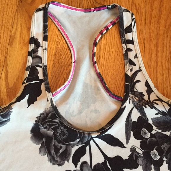 Lululemon Cool Racerback - Picture 5 of 14